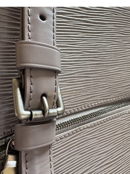 Louis Vuitton Mabillon Backpack Warm Gray Epi Leather Clean Suede Interior main image 12